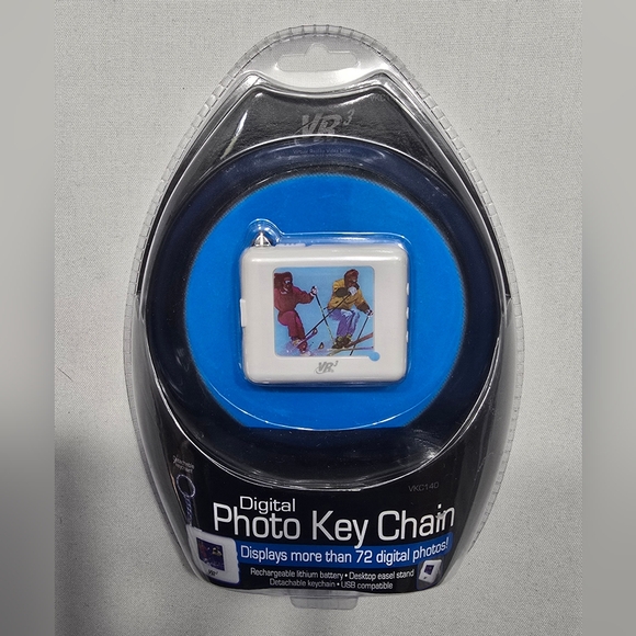 Vintage New VR3 Digital Keychain - Picture 1 of 2
